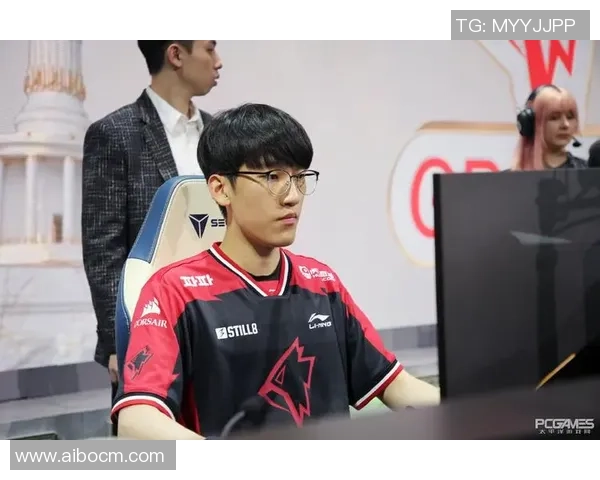 FPX战队在CSGO中展现个人能力的巨大变革与未来发展潜力分析 FPX战队在CSGO中展现个人能力的巨大变革与未来发展潜力分析